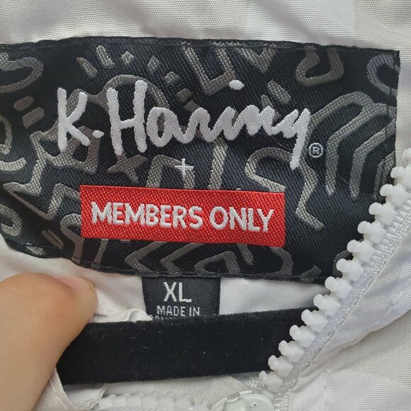Members Only Jacket Mens XL White Keith Haring Artwork Hooded Lightweight - Picture 3 of 9